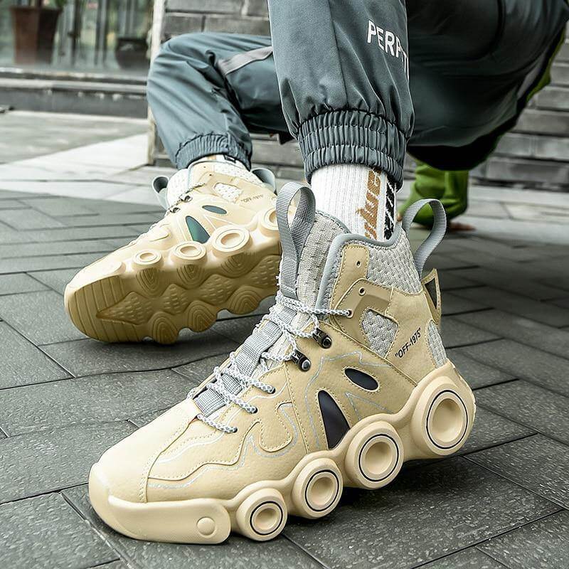 Roller Skate Shape Comfy Men Running Shoes - Image 1