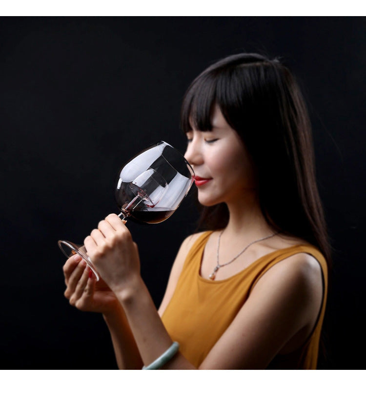 Creative Fountain Wine Glass