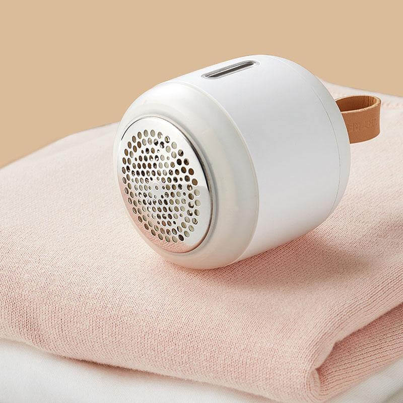 Wireless Rechargeable Fabric Lint Fuzz Remover - Image 0