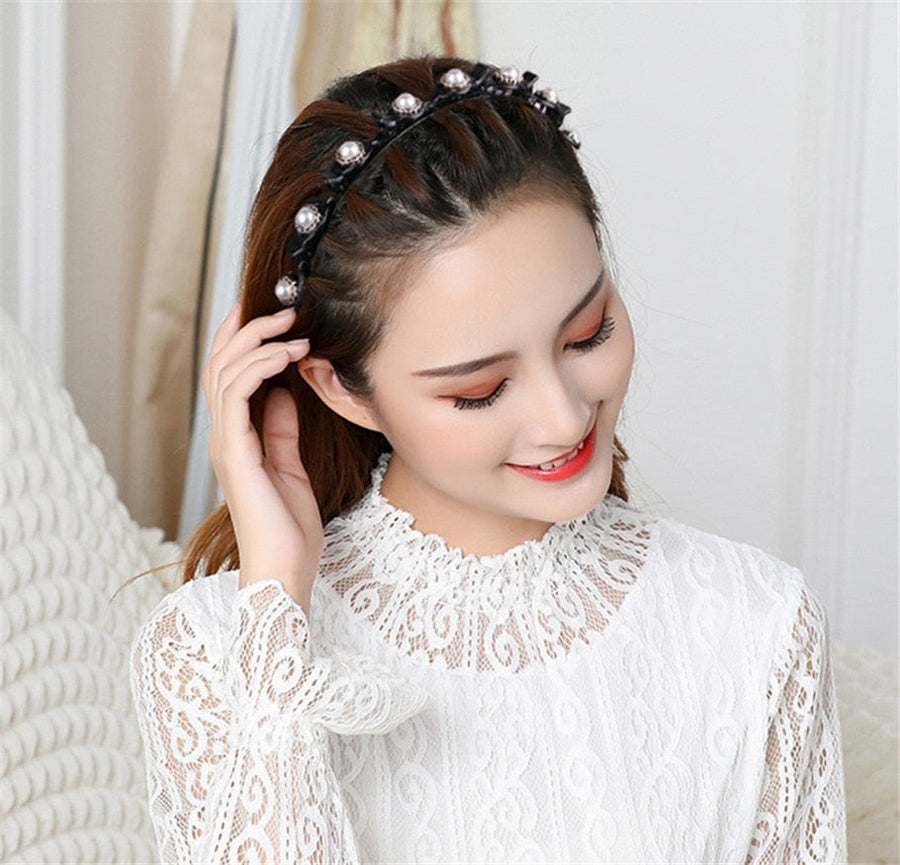 Double Bangs Butterfly Clip Headband - Image 0