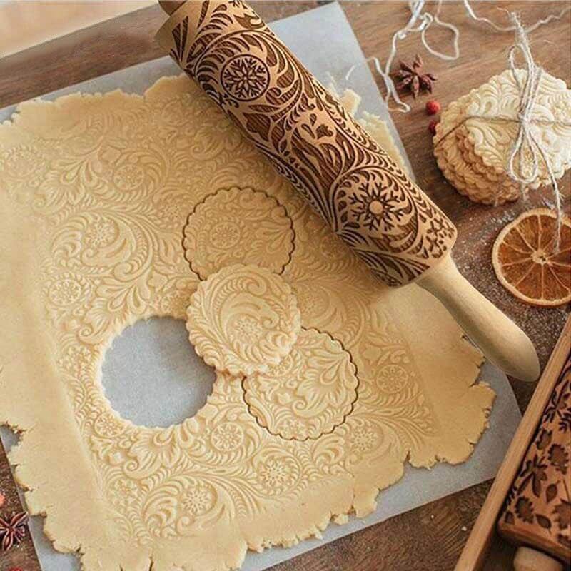 Snowflake Wooden Baking Cookies Roller - Image 0