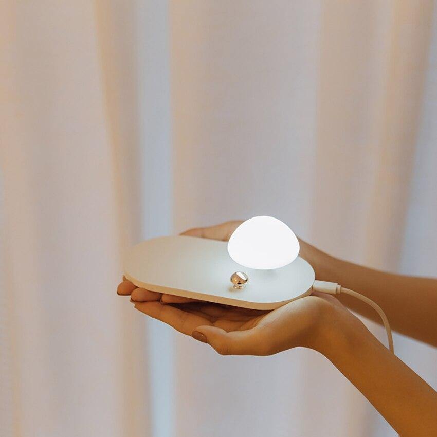 Mushroom USB Wireless Charging Night Light - Image 3