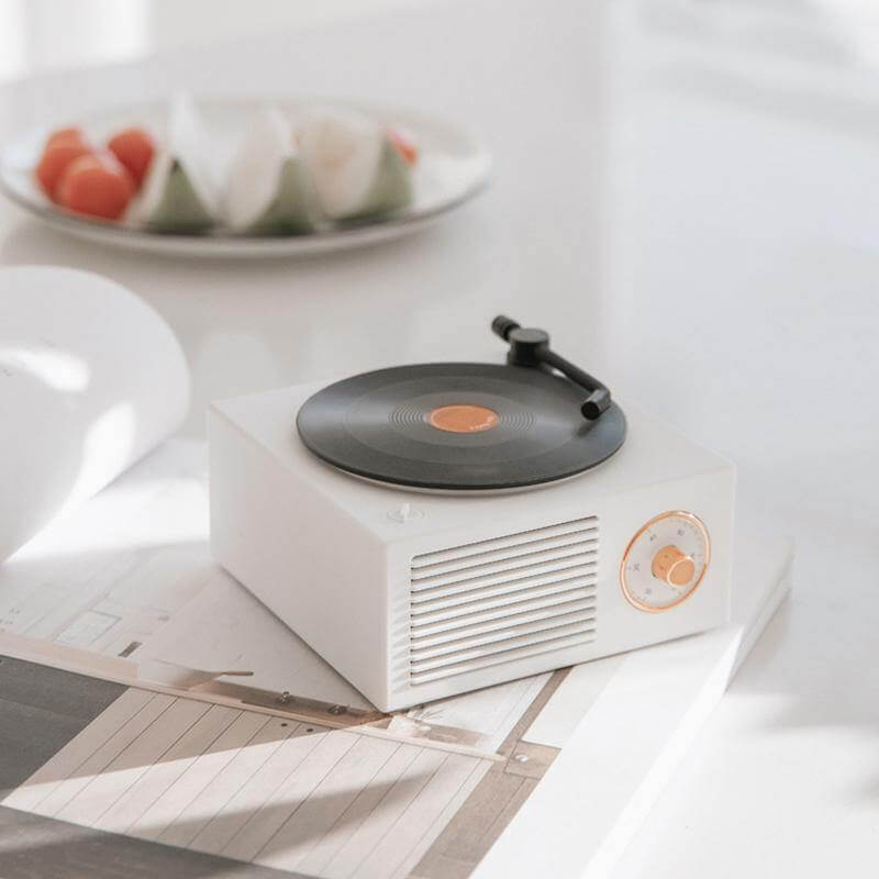 Pastel Vintage Bluetooth Stereo Speaker - Image 9
