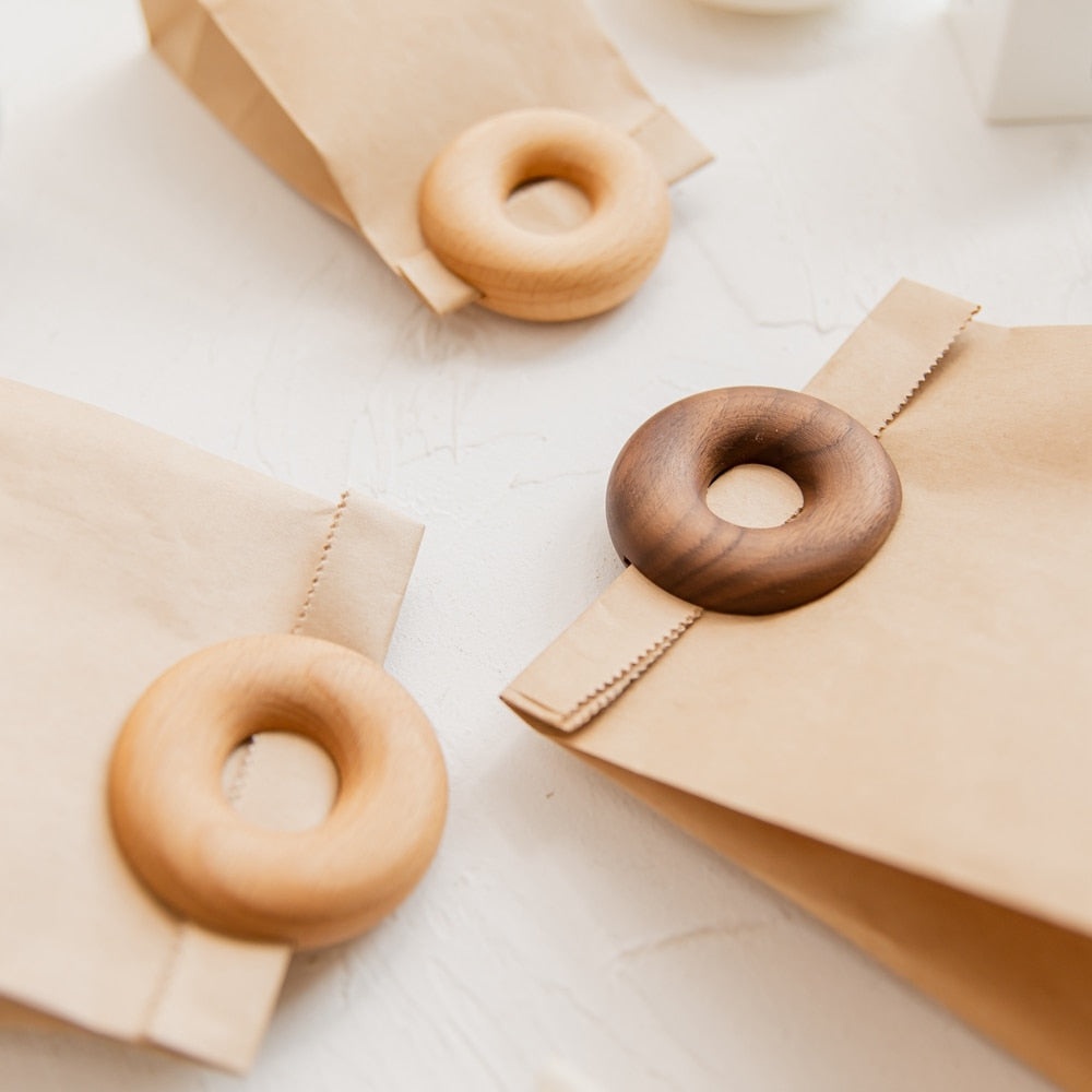 6Pcs Wooden Donut Seal Clips