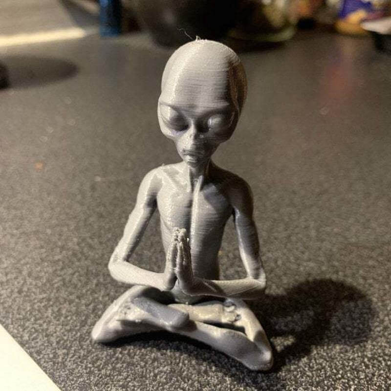 Meditating Alien Resin Garden Home Decor - Image 3
