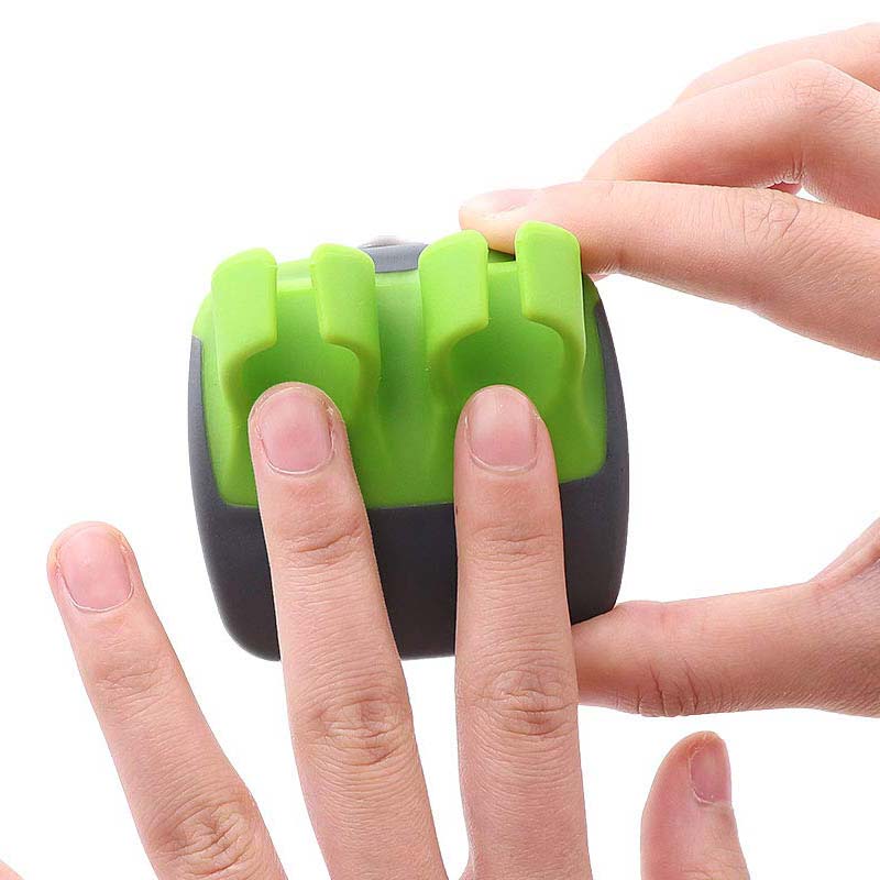 Double Finger Vegetable Peeler - Image 9