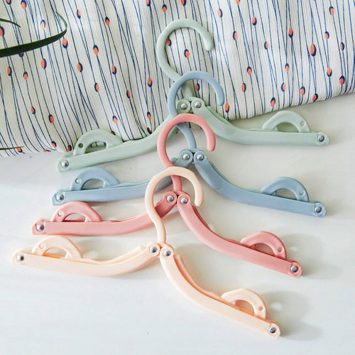 Foldable Magic Easy Travel Clothes Hanger - Image 0