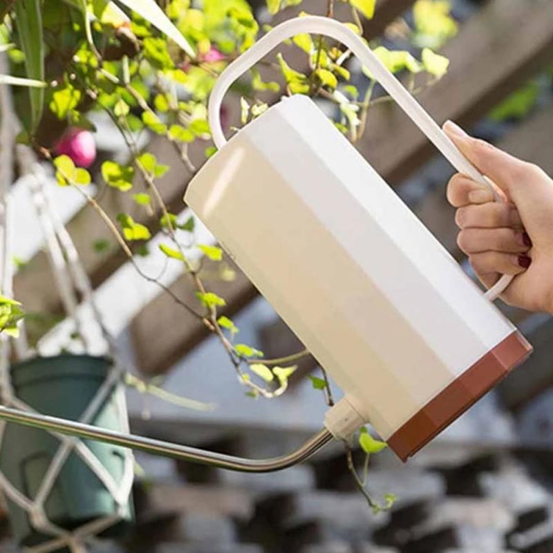 Elegant Geometric Gooseneck Plant Watering Can - Image 5