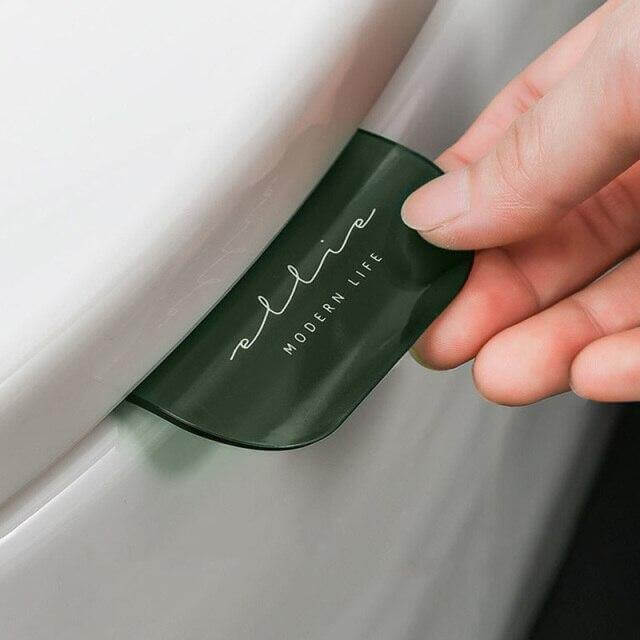 Creative Easy Toilet Lift Handler - Image 0