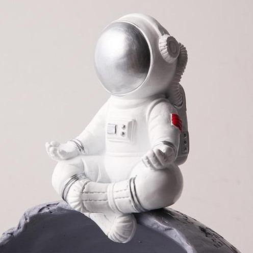 Astronaut Figurine Storage Box - MaviGadget