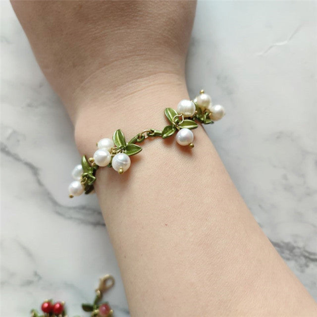 Retro Orchid Flower Bracelet - Image 1