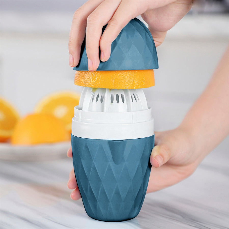 Portable Mini Orange Lemon Press Hand Squeezer - Image 10