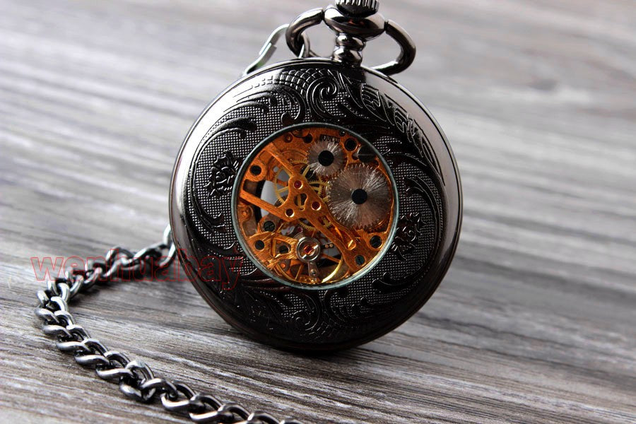 Retro Elegant Fire Black Pocket Watch