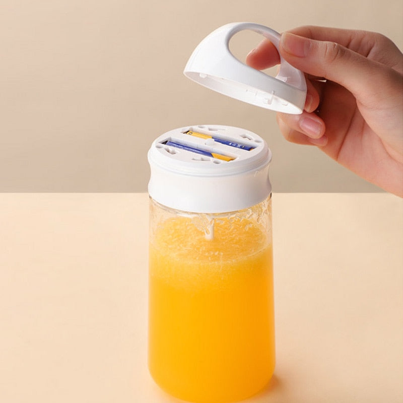Automatic Stirring Smart Shaker Bottle - Image 3