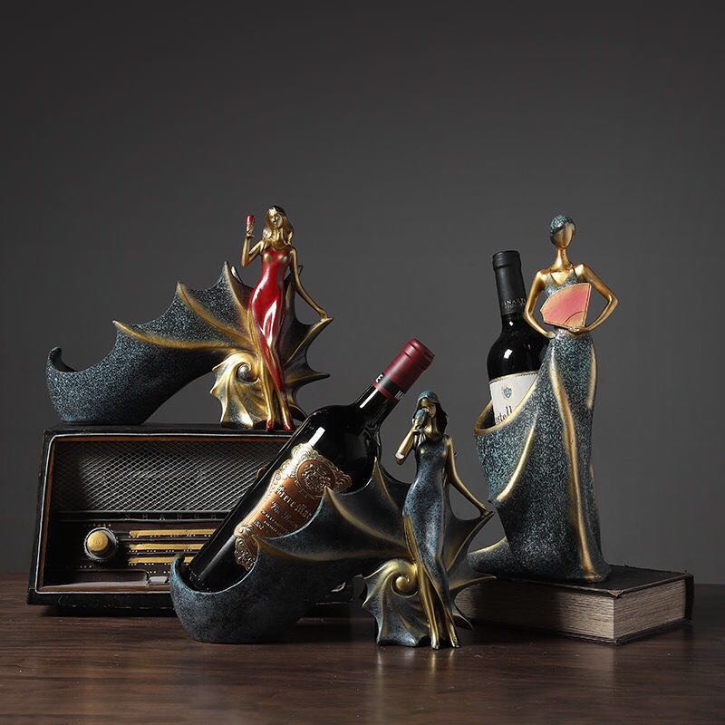 Modern Family Figurines Wine Holder - Image 1