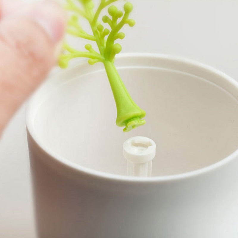Creative Mini Decorative Toothpick Storage Box - Image 2