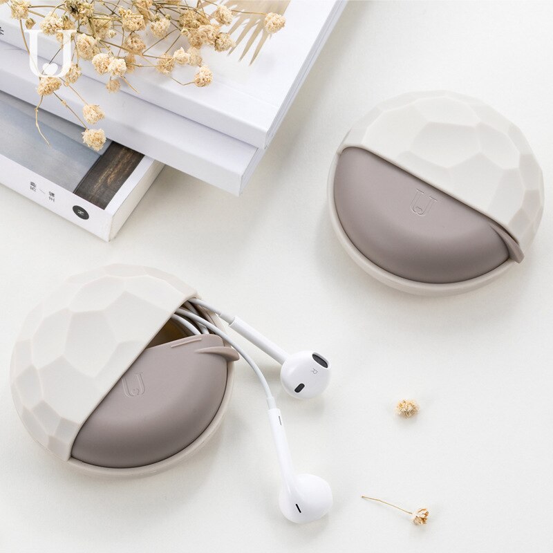 Portable Travel Headphone Storage Box - Image 0