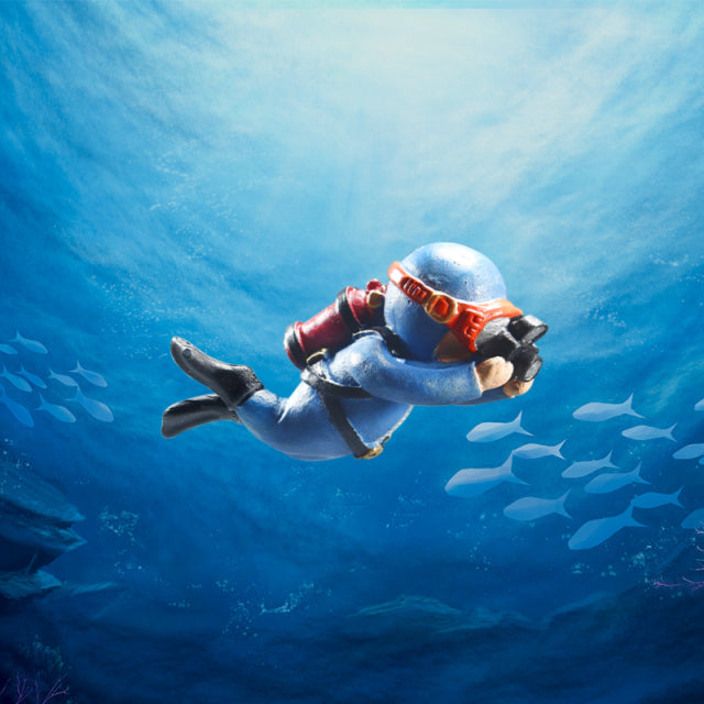Aquarium Floating Diver Ornament - Image 7