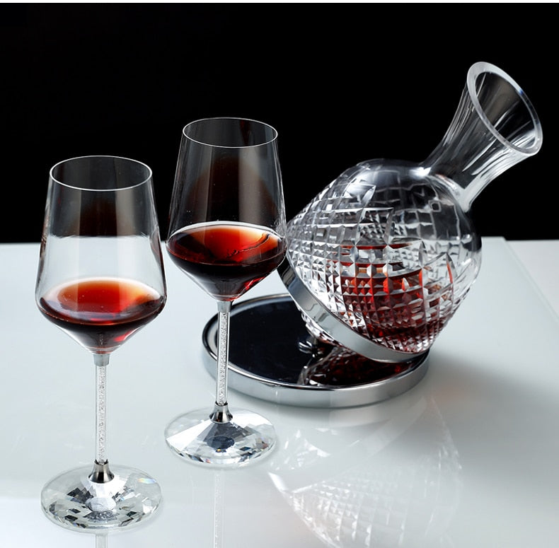 Elegant Crystal Spinning Glass Wine Decanter