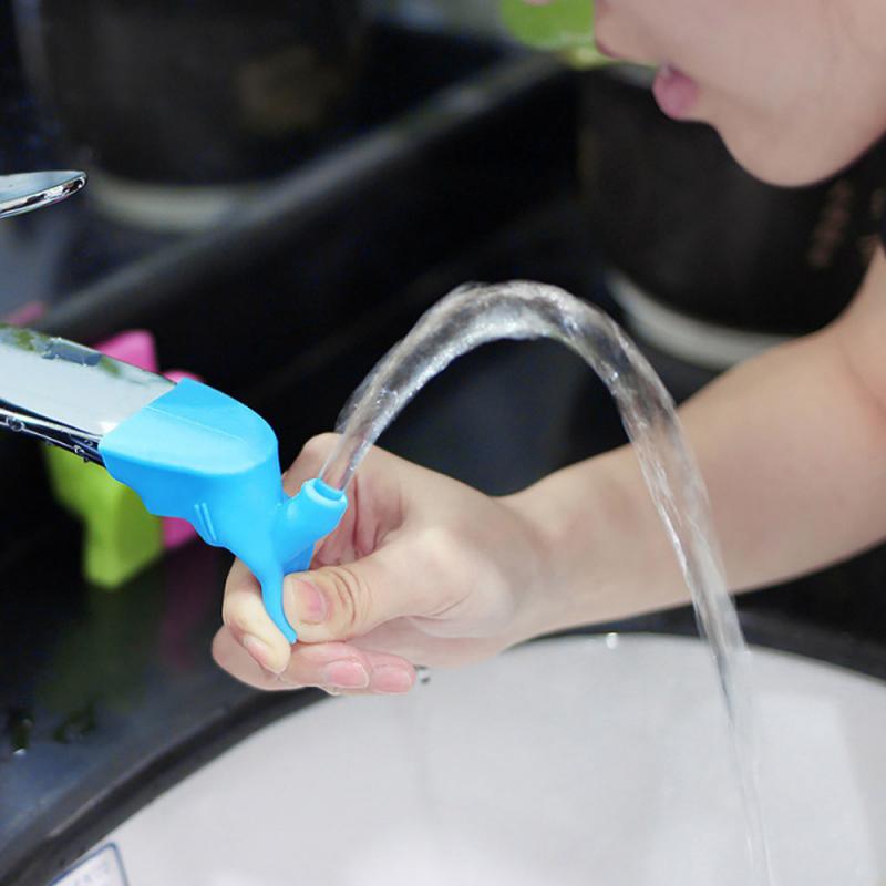 Elastic Kids Water Faucet Extension - Image 1