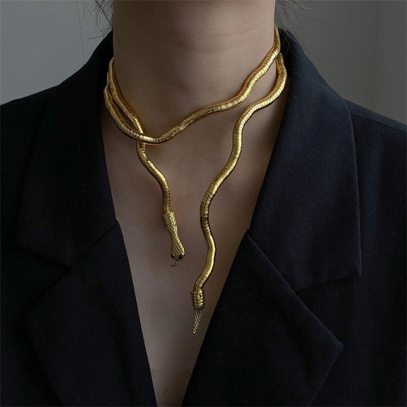 Snake Flexible Stylish Necklace - Image 0