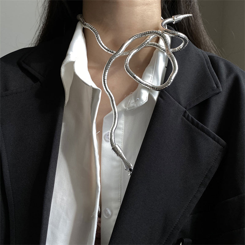 Snake Flexible Stylish Necklace - Image 2