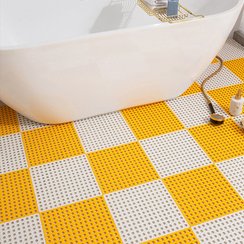 Non-Slip Easy Draining Bathroom Mat