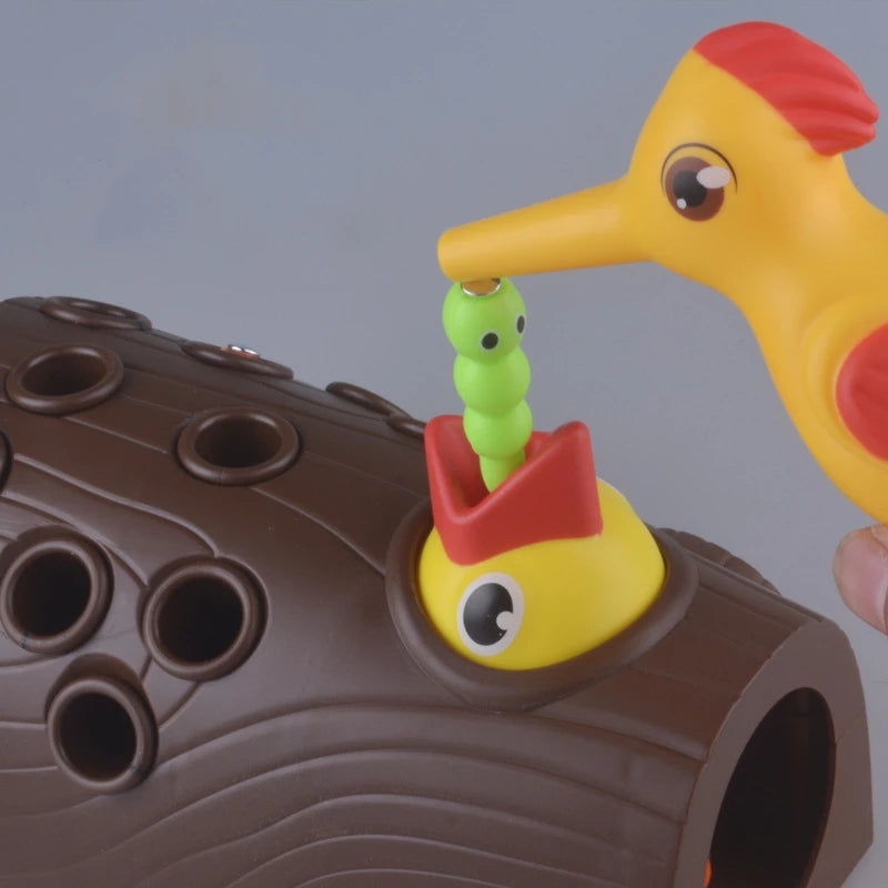 Magnetic Worm Catching Woodpecker Kids Toy - Image 3