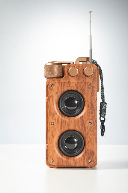 American Style Retro Bluetooth Radio Speaker - Image 9