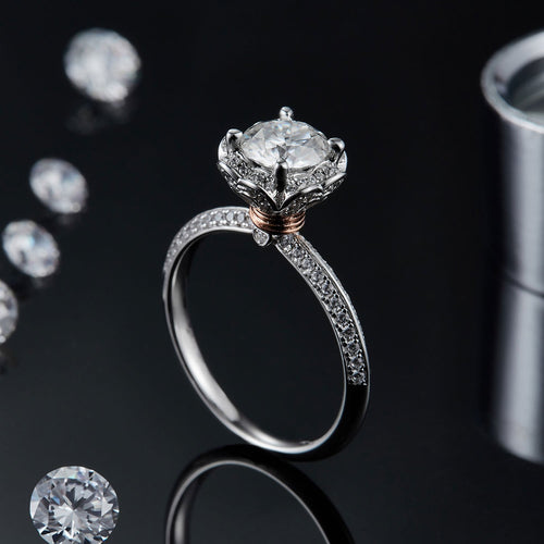 Elegant Luxury Handmade Silver Moissanite Women Ring - Image 0
