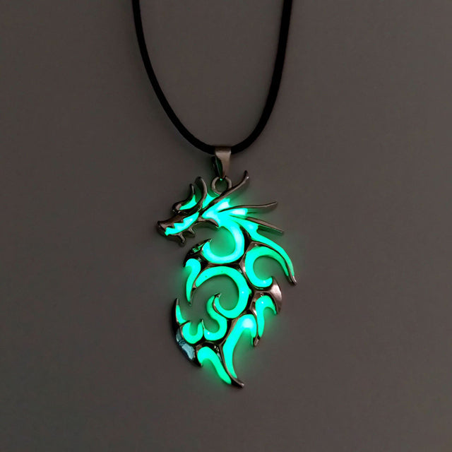 Vintage Luminous Dragon Necklace - Image 2