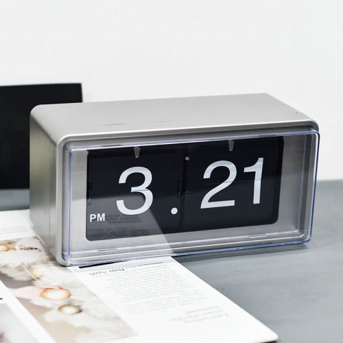 Elegant Retro Auto Flip Desk Clock - Image 2