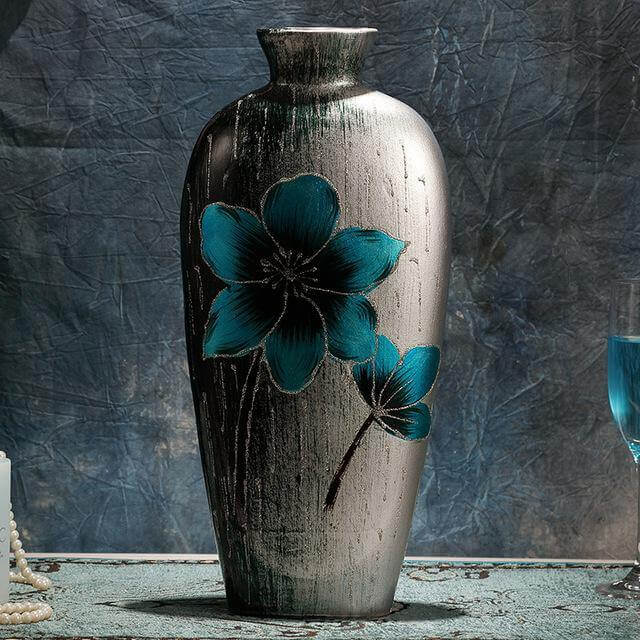 European Retro Minimalist Floral Flower Home Vase - Image 1