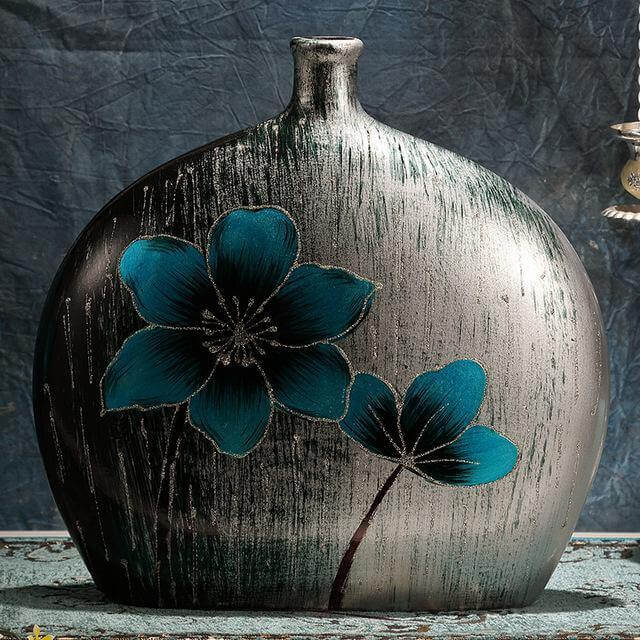 European Retro Minimalist Floral Flower Home Vase - Image 4
