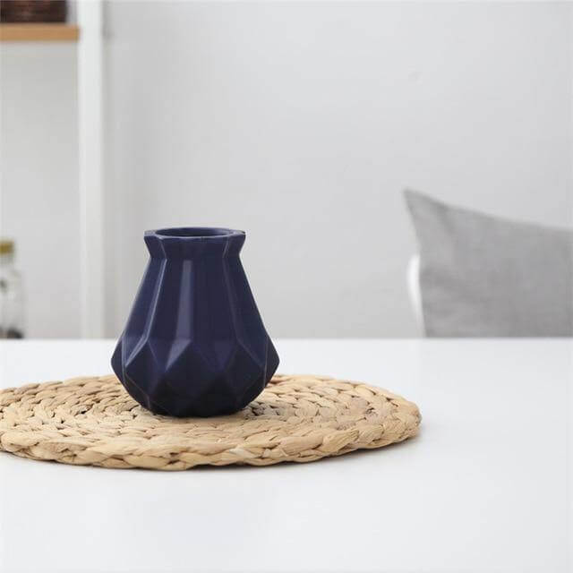 Modern Europe Brief Matt Diamond Porcelain Ceramic Vase - Image 29
