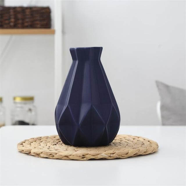 Modern Europe Brief Matt Diamond Porcelain Ceramic Vase - Image 15