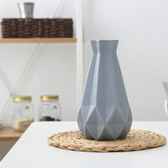 Modern Europe Brief Matt Diamond Porcelain Ceramic Vase - MaviGadget