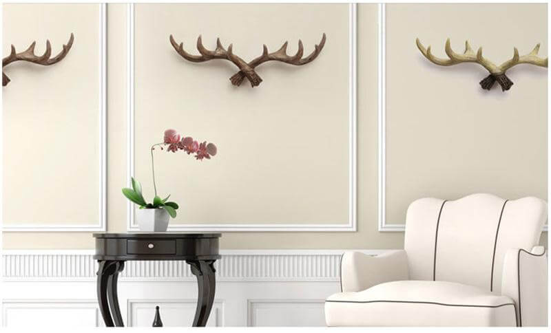 Antlers Decorated Coat Hook - Image 1