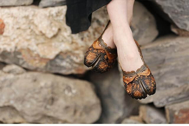 Vintage Handmade Women Leather Shoes - Image 2