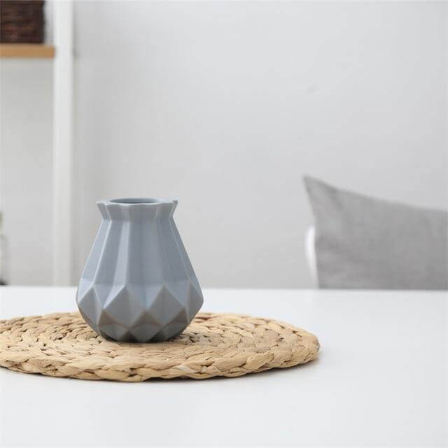 Modern Europe Brief Matt Diamond Porcelain Ceramic Vase - Image 17