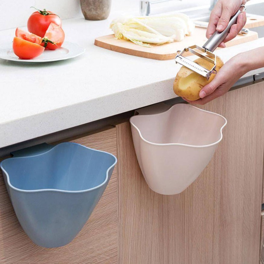 Door Hanging Trash Can - Image 0