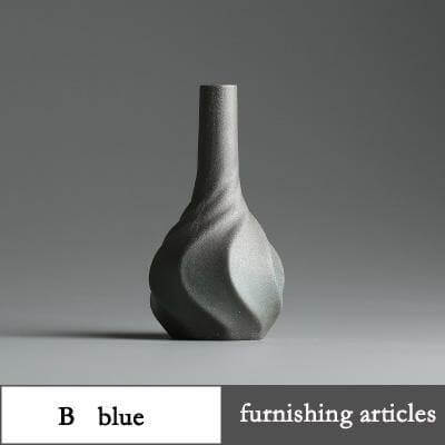 Traditional Chinese Ceramic Vases - Image 8