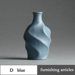 Traditional Chinese Ceramic Vases - MaviGadget