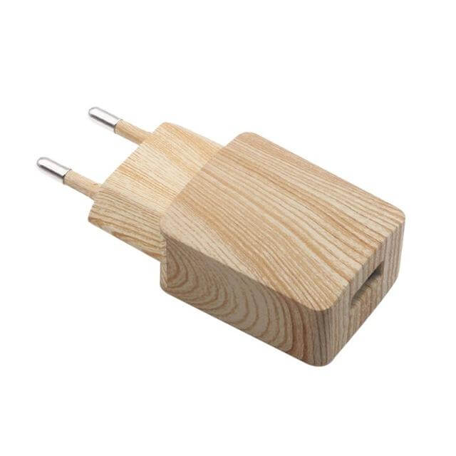 Wooden Single Fast USB Mobile Phone Charger - Image 3
