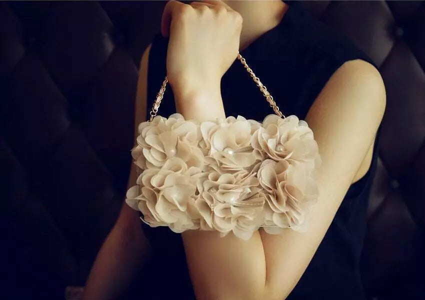 Luxury Beige Rose Flower Flip Wallet Purse Iphone Cases - Image 1