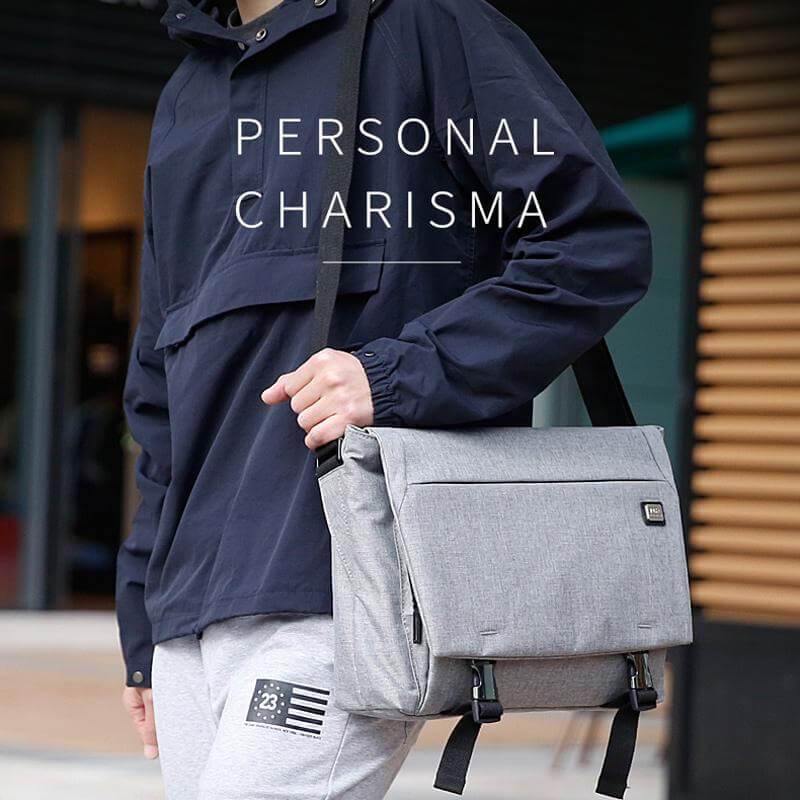 Large Capacity Casual Shoulder Messengers Bag - Image 9