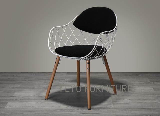 Modern Luxury Design Metal Steel Chair with Wooden legs