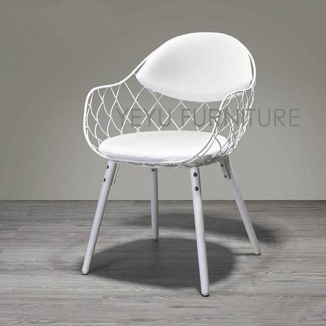 Modern Luxury Design Metal Steel Chair with Wooden legs