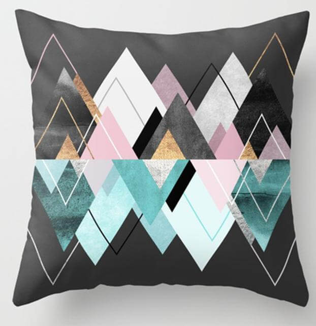 Irregular Triangle Pattern Pillow Cases - Image 25