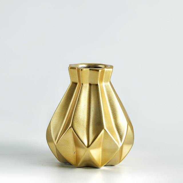 Modern Europe Brief Matt Diamond Porcelain Ceramic Vase - MaviGadget